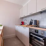 דירה Modern With Mont Blanc View And Pool