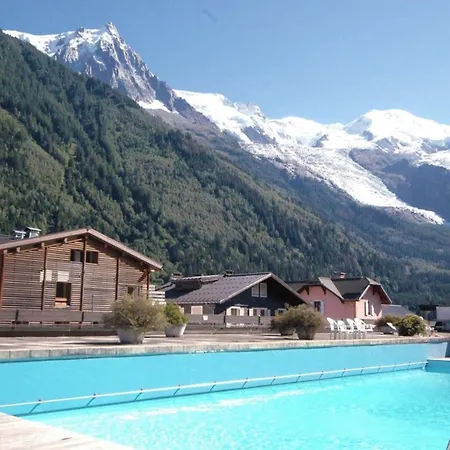 Modern With Mont Blanc View And Pool * Chamonix