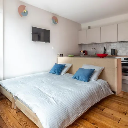דירה Modern With Mont Blanc View And Pool