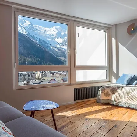 Studio With Mont Blanc View And Pool In Summer